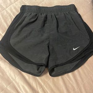 Nike Tempo Short